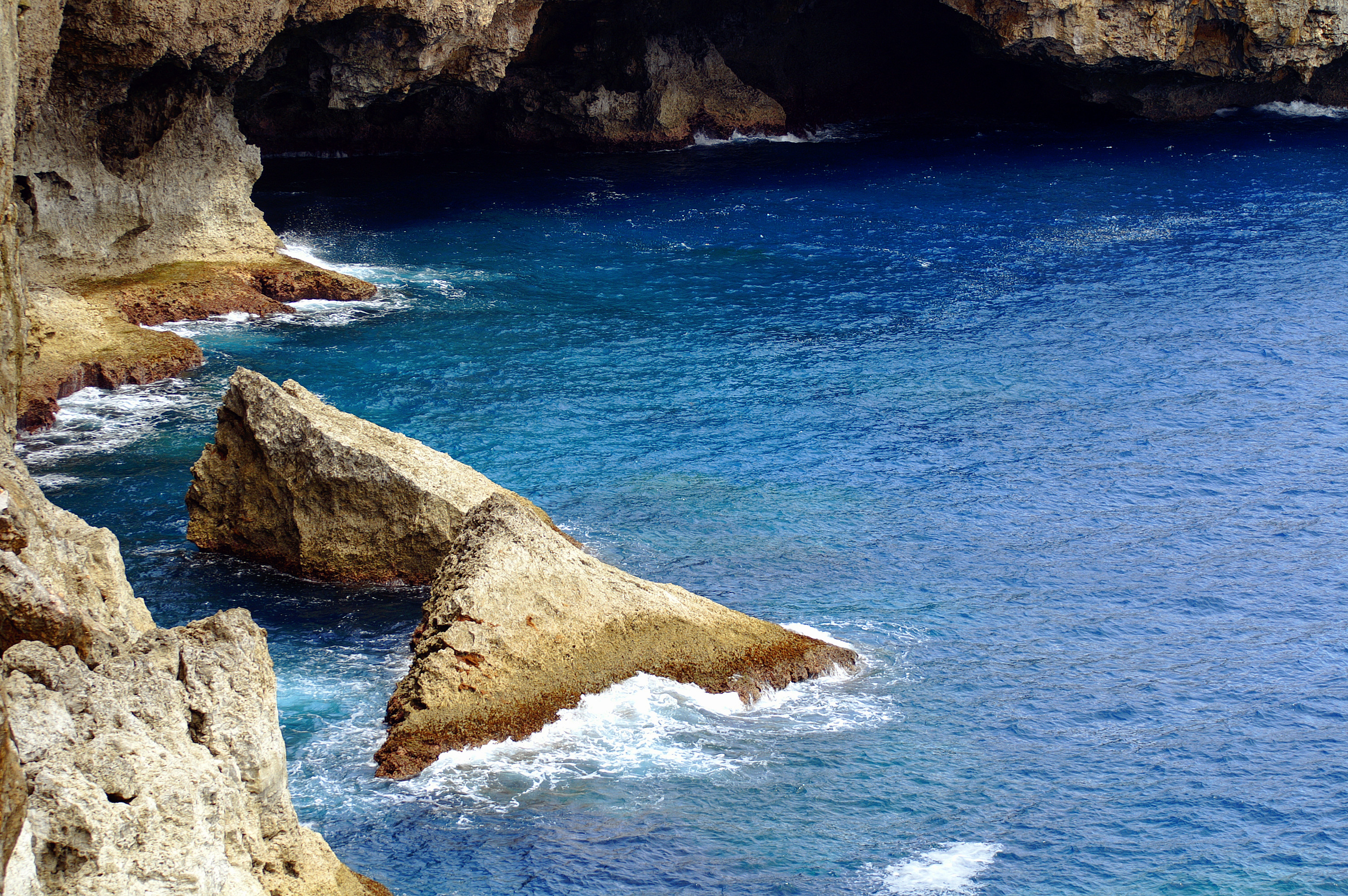 【携程攻略】塞班岛万岁崖 景点,塞班岛最北部有一处叫作万岁崖的悬崖
