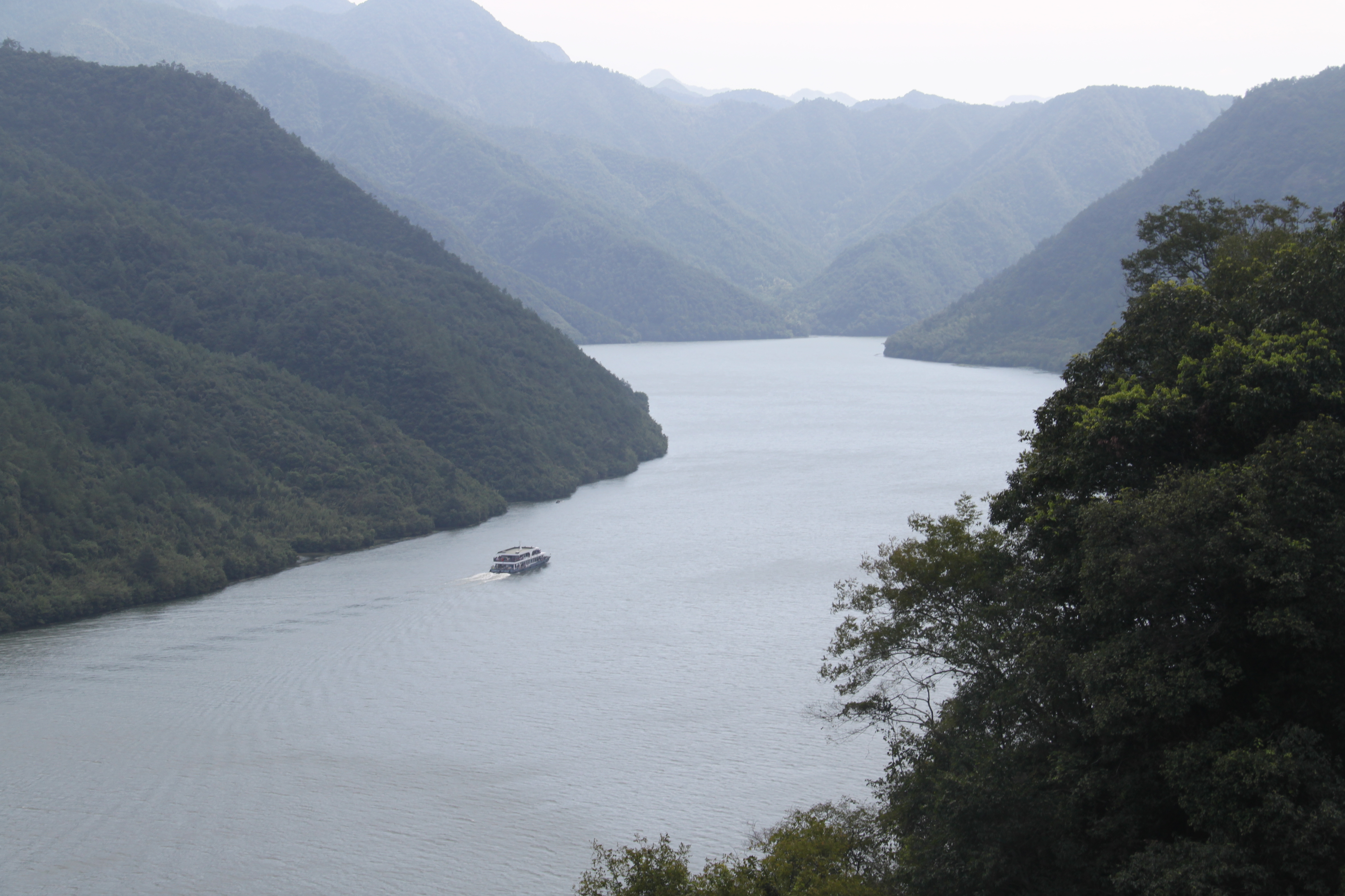 行走江湖(富春江,千岛湖,诸葛八卦村游记)