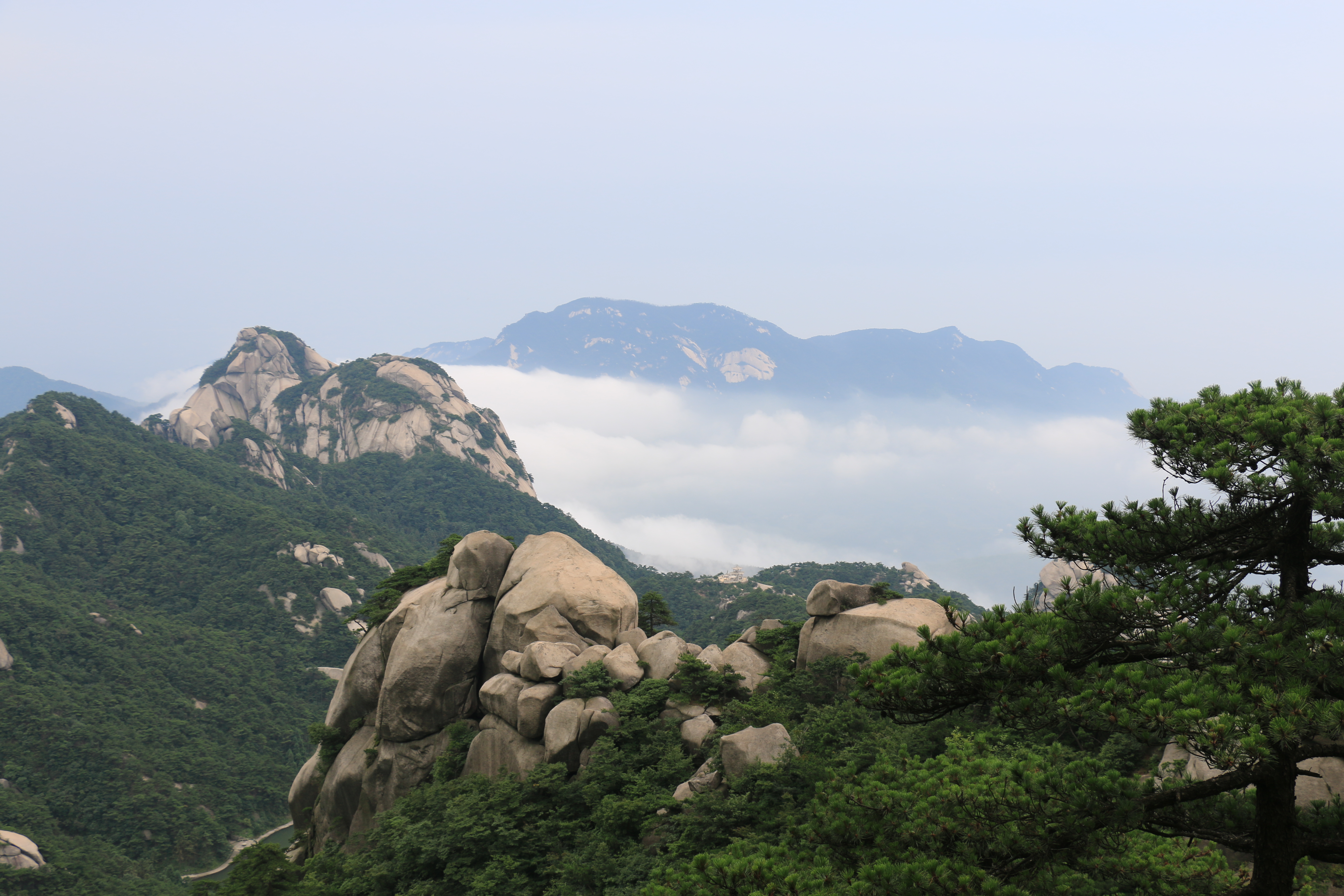 第1天 2014-07-14 安徽天柱山早有耳聞,這次暑假去合肥,中途天柱山站