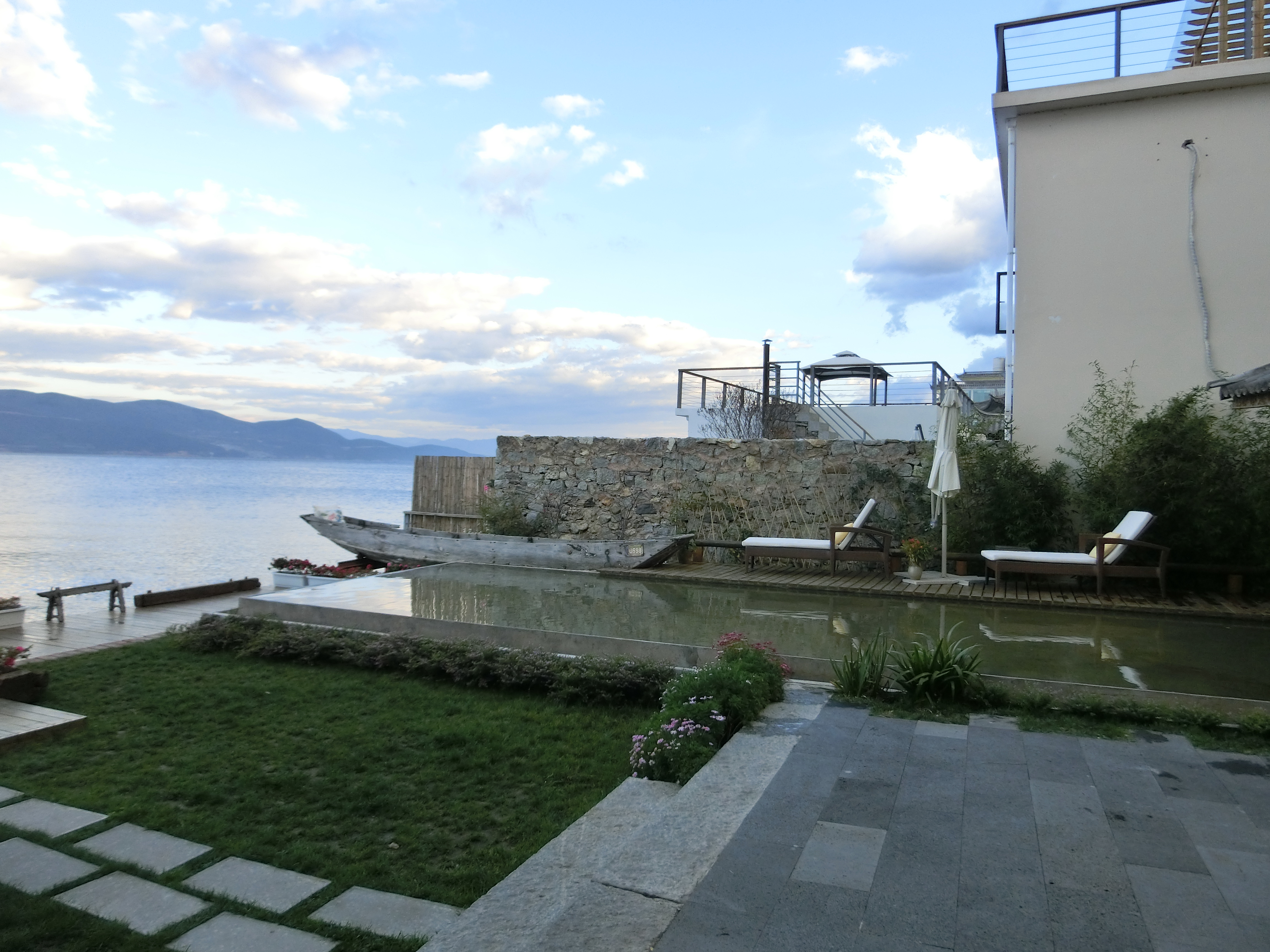 大理洱朵花园海景酒店