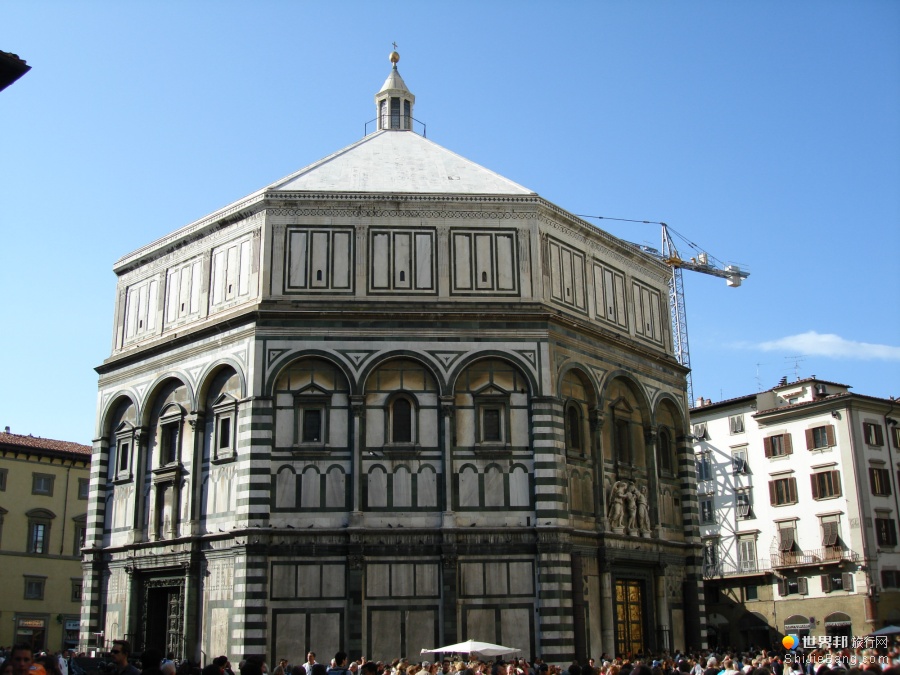 携程攻略 佛罗伦萨圣若望洗礼堂景点 面对佛罗伦萨的地标的圣母百花大教堂 有一座八角形教堂 名圣乔凡尼