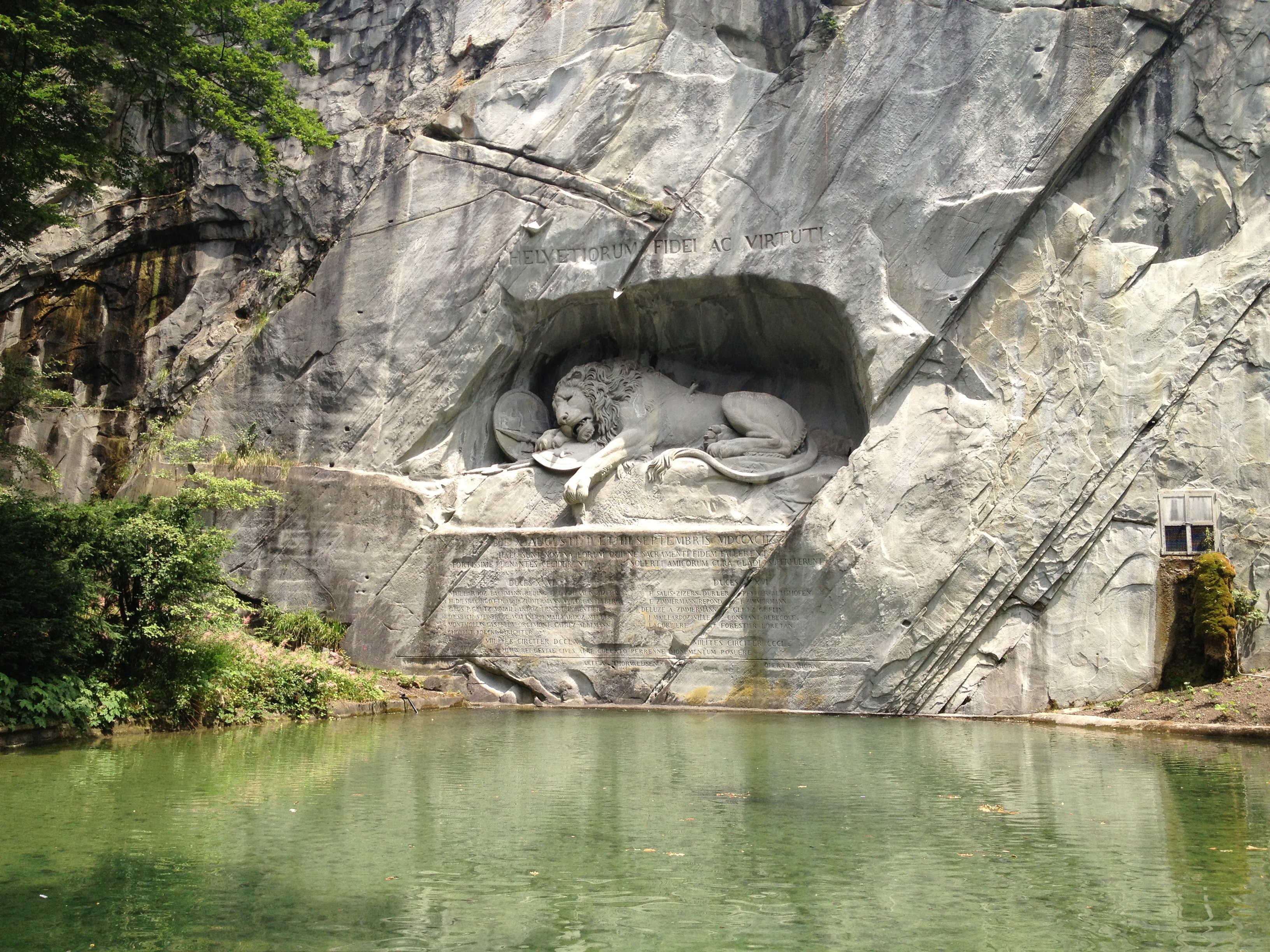 狮子纪念碑lion monument