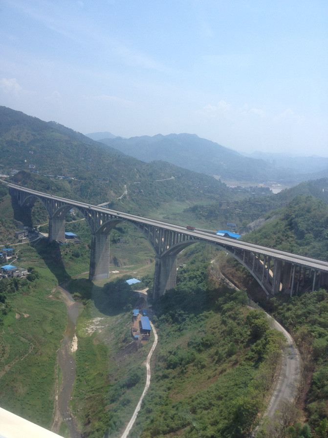 洪崖洞游玩攻略和景点 0053da0d22a14ce09f379d4fca50fd2d_R_671_10000_Q90.jpg?proc=autoorient