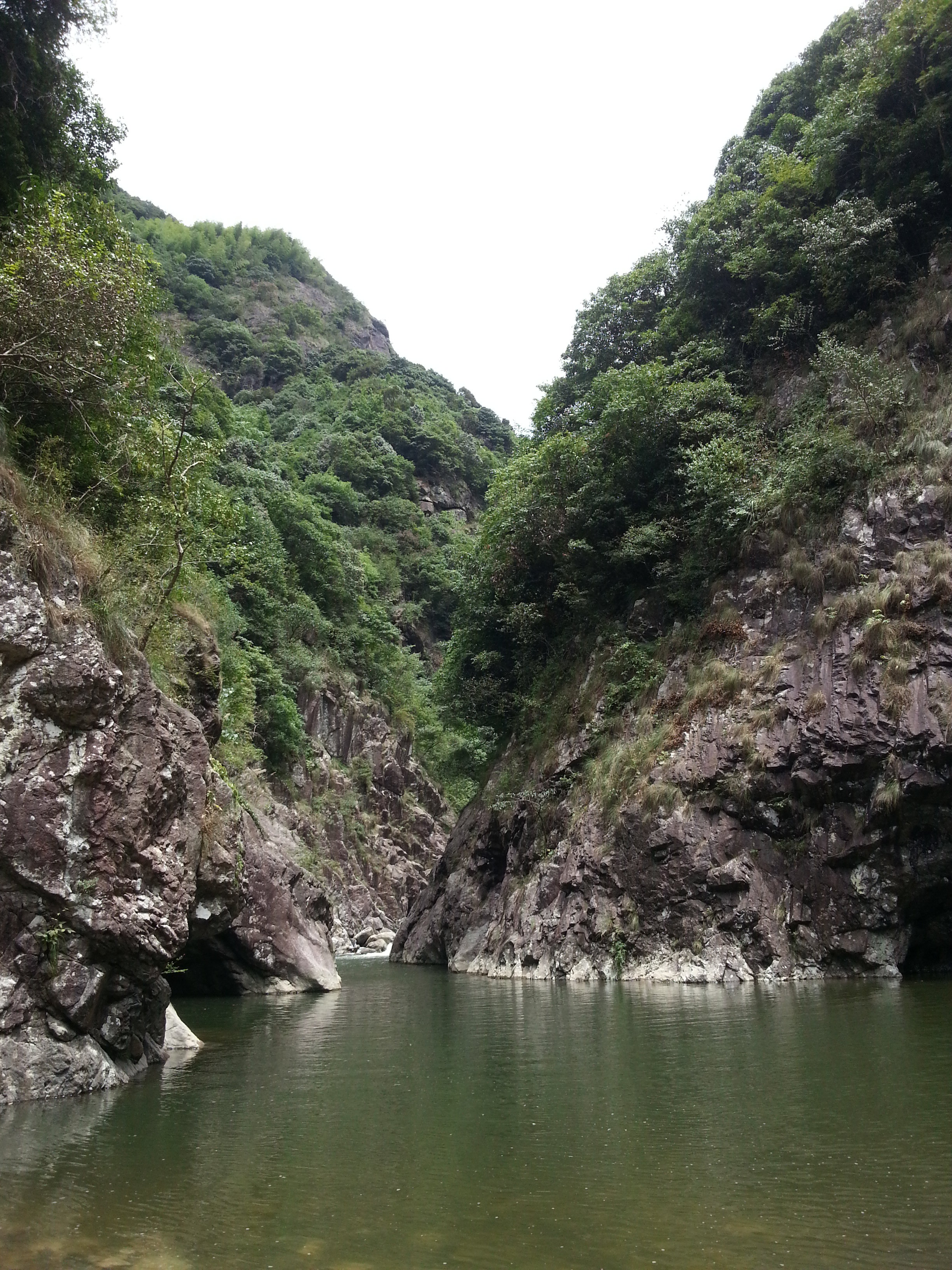 浙東大峽谷的兩日冒煙遊,熱的旅行