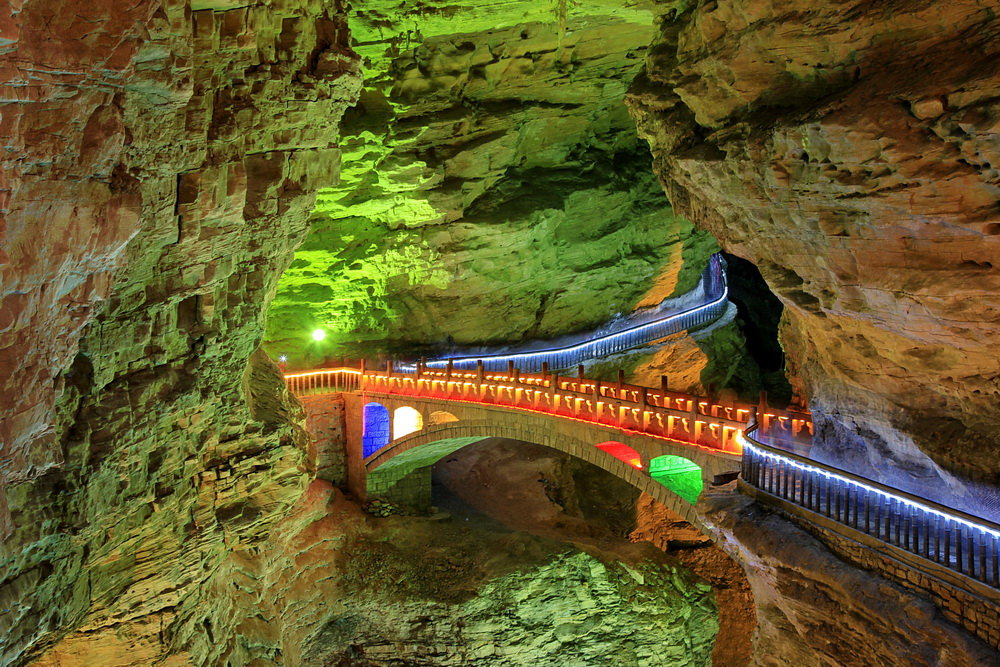 不出去走走,你会以为这就是世界——张家界黄龙洞一日游