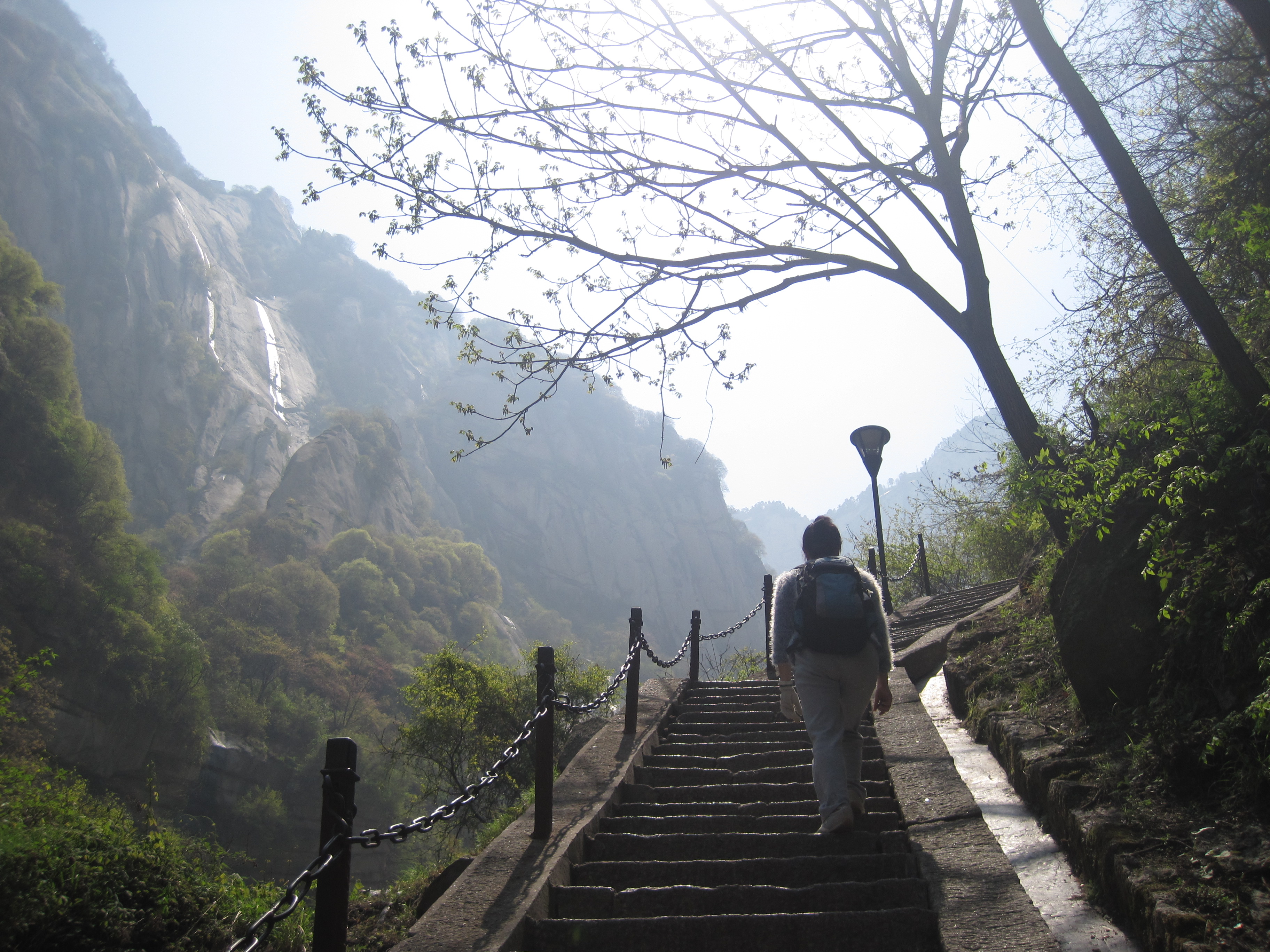 適合窮遊的國內景點(適合一個人窮遊散心的旅遊地方)