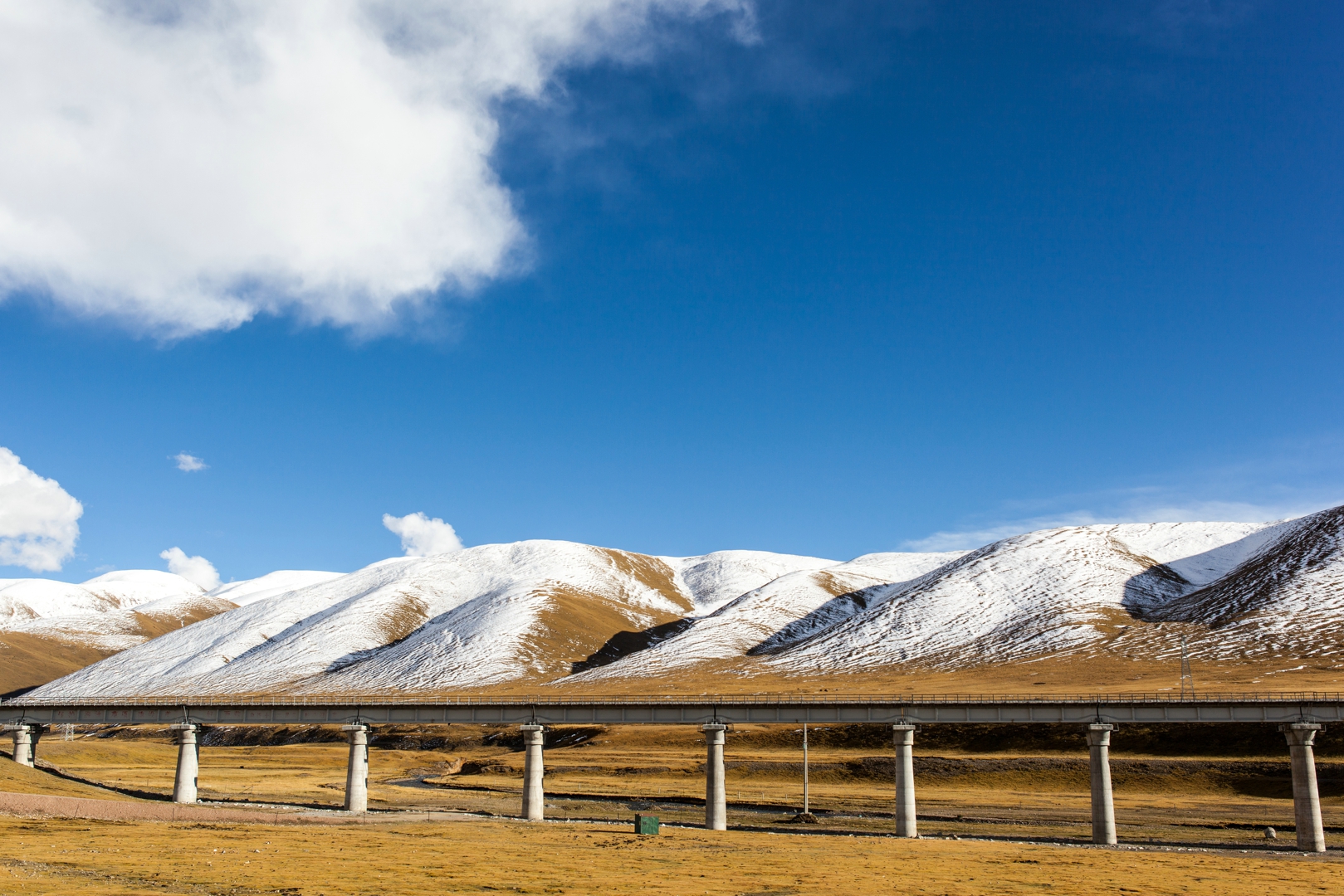 桑丹康桑雪山