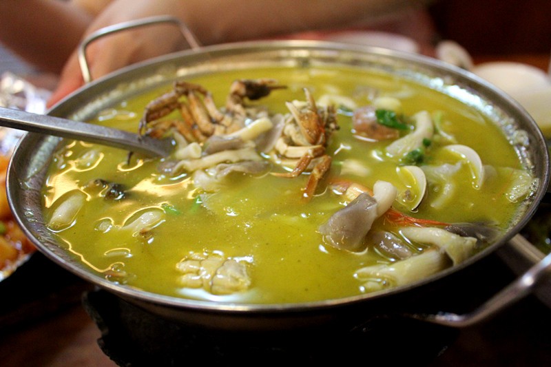 吃饭的好心情大减,吃好赶快和朋友走了,真心受不了啊, 蜜枣是单独一份