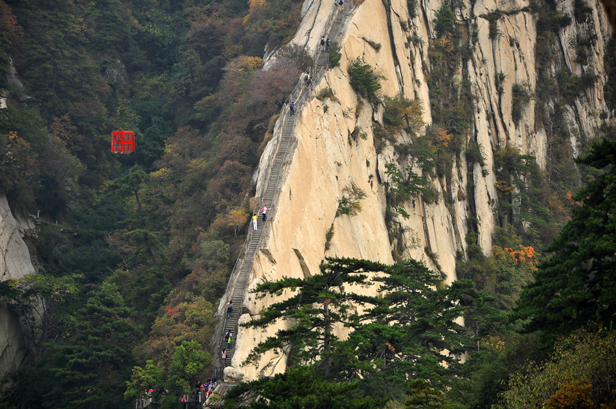 千尺潼_华山千尺潼_华山风景区千尺潼