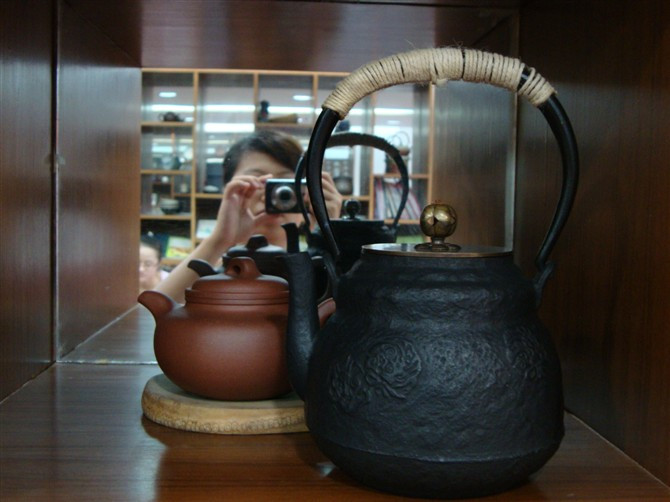 【辉煌“十四五” 奋力往前赶】一片茶叶的“潮”变