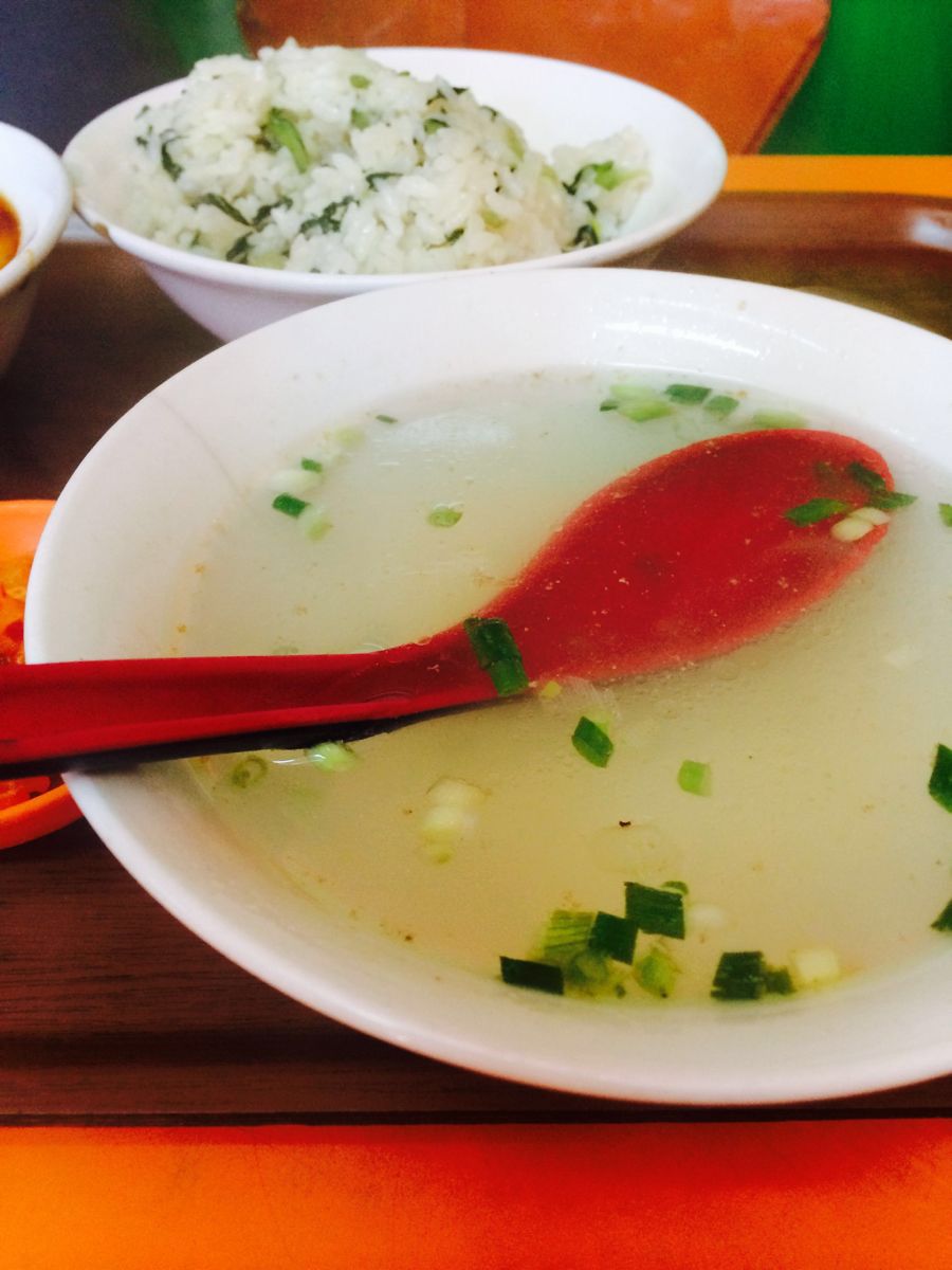 營養菜飯骨頭湯