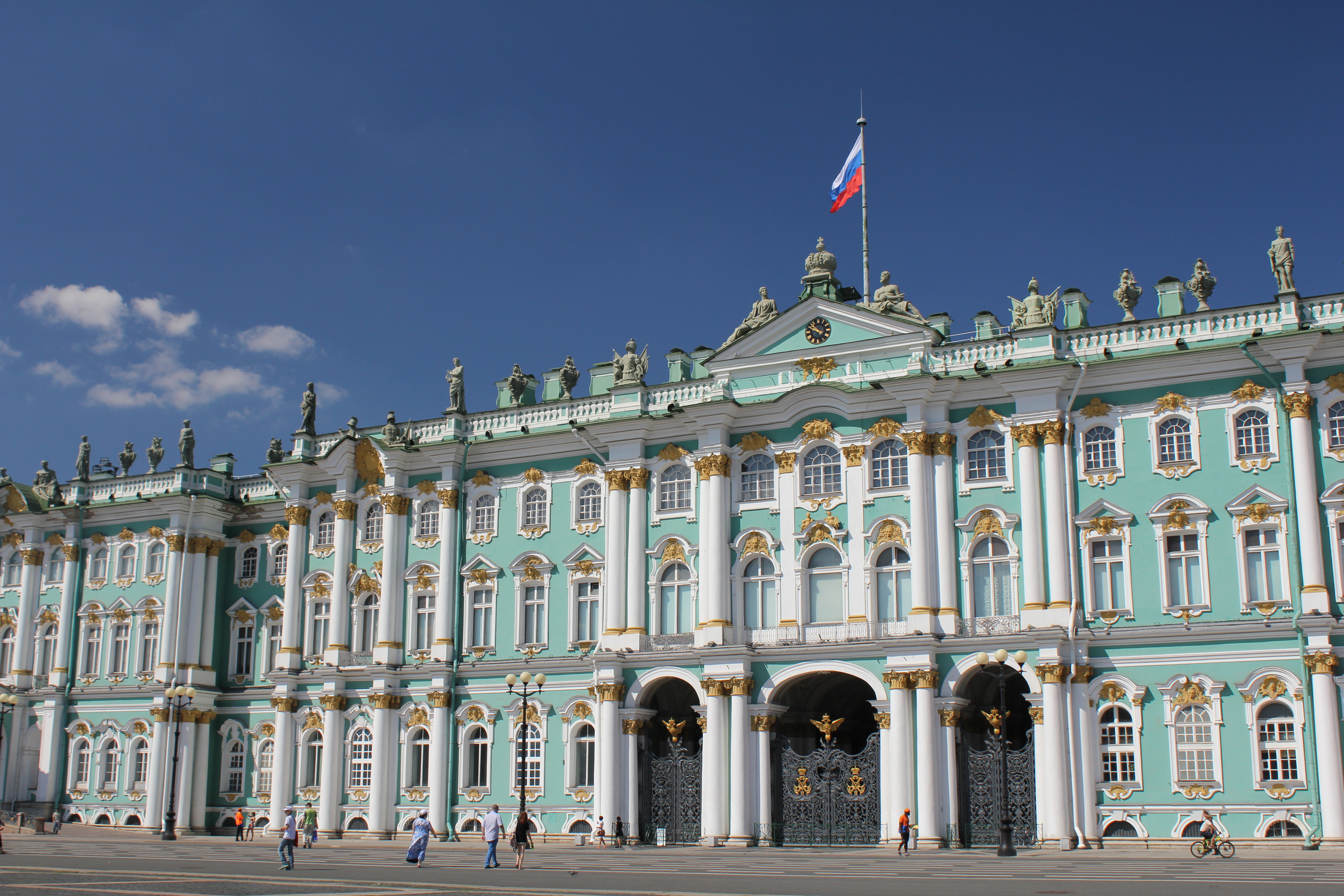 圣彼得堡冬宫广场图片图片