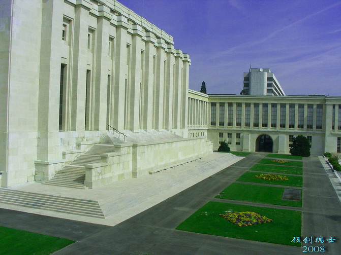 青衫磊落险峰行--瑞士阿尔卑斯行记