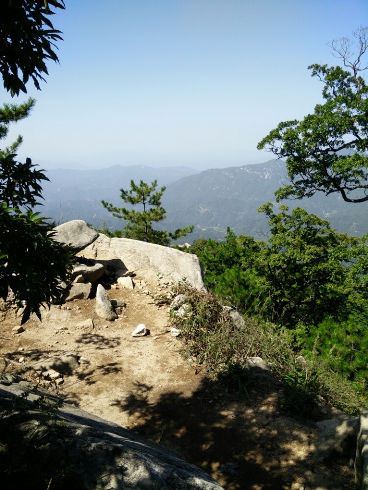 大別山主峰景區白馬尖