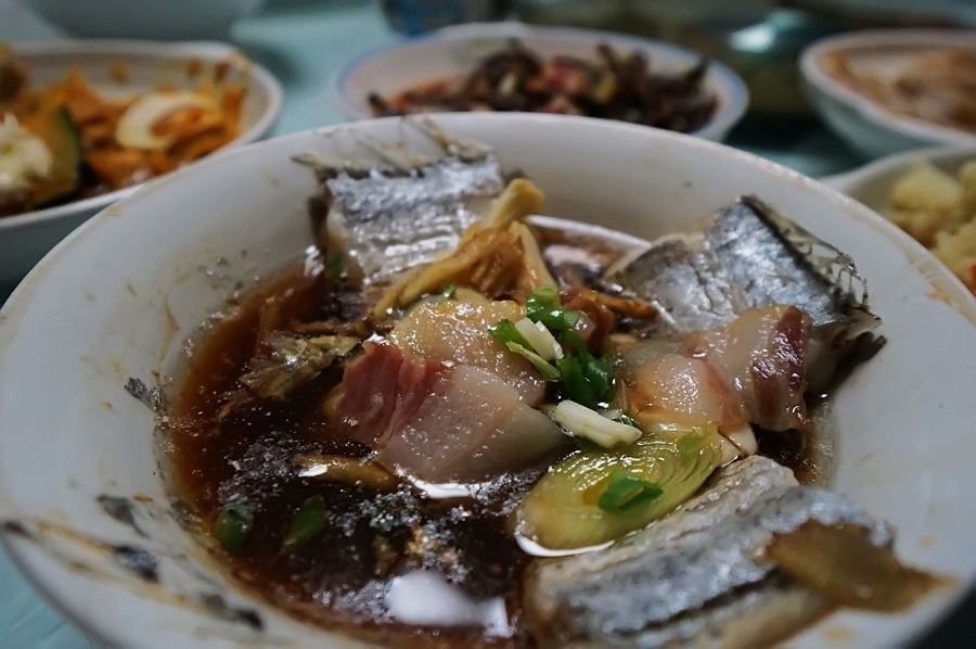 如果来诸暨,只能吃一顿,就吃蒸菜吧,吃两顿,还吃蒸菜吧.