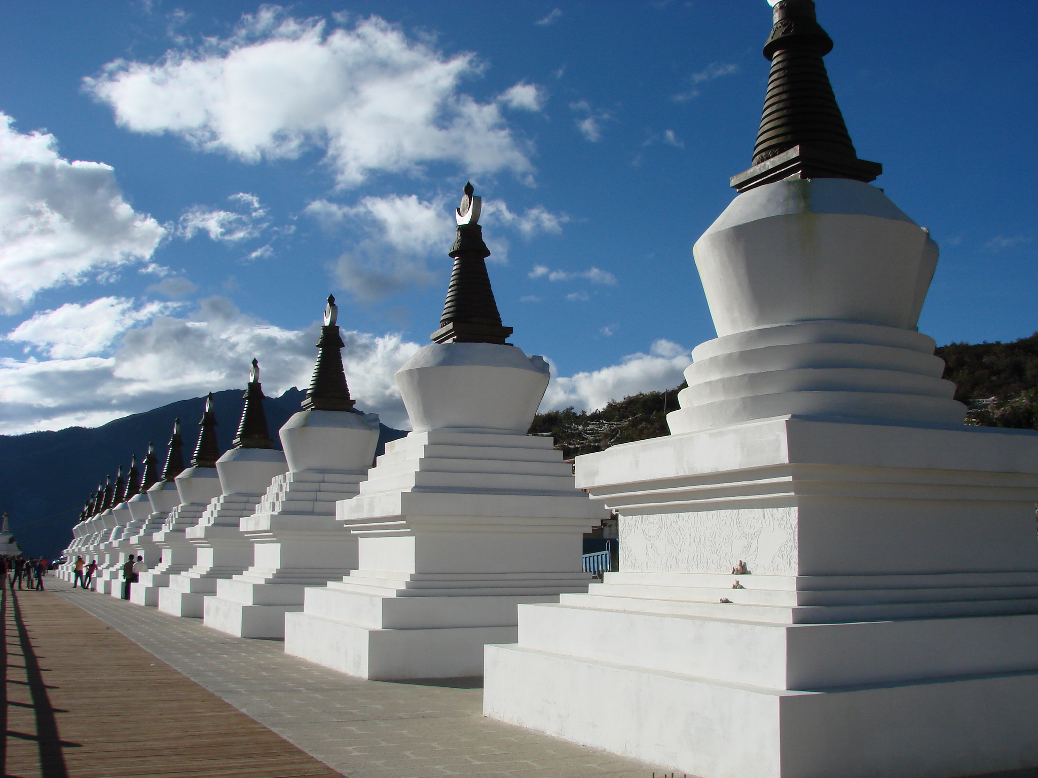 云南丽江束河香格里拉梅里雪山泸沽湖大理16日轻松休闲自助游(上)