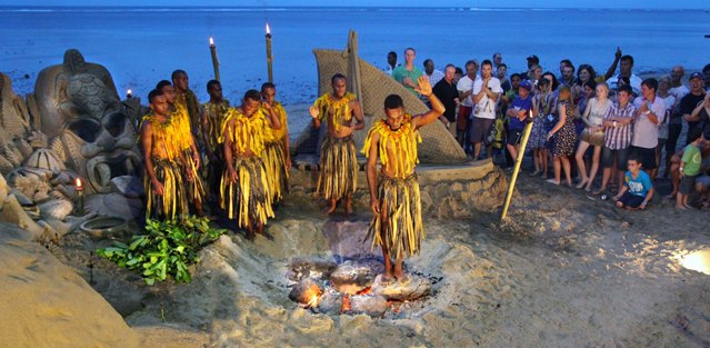 斐济旅游科普-圣诞节斐济原住民要吃这样东西