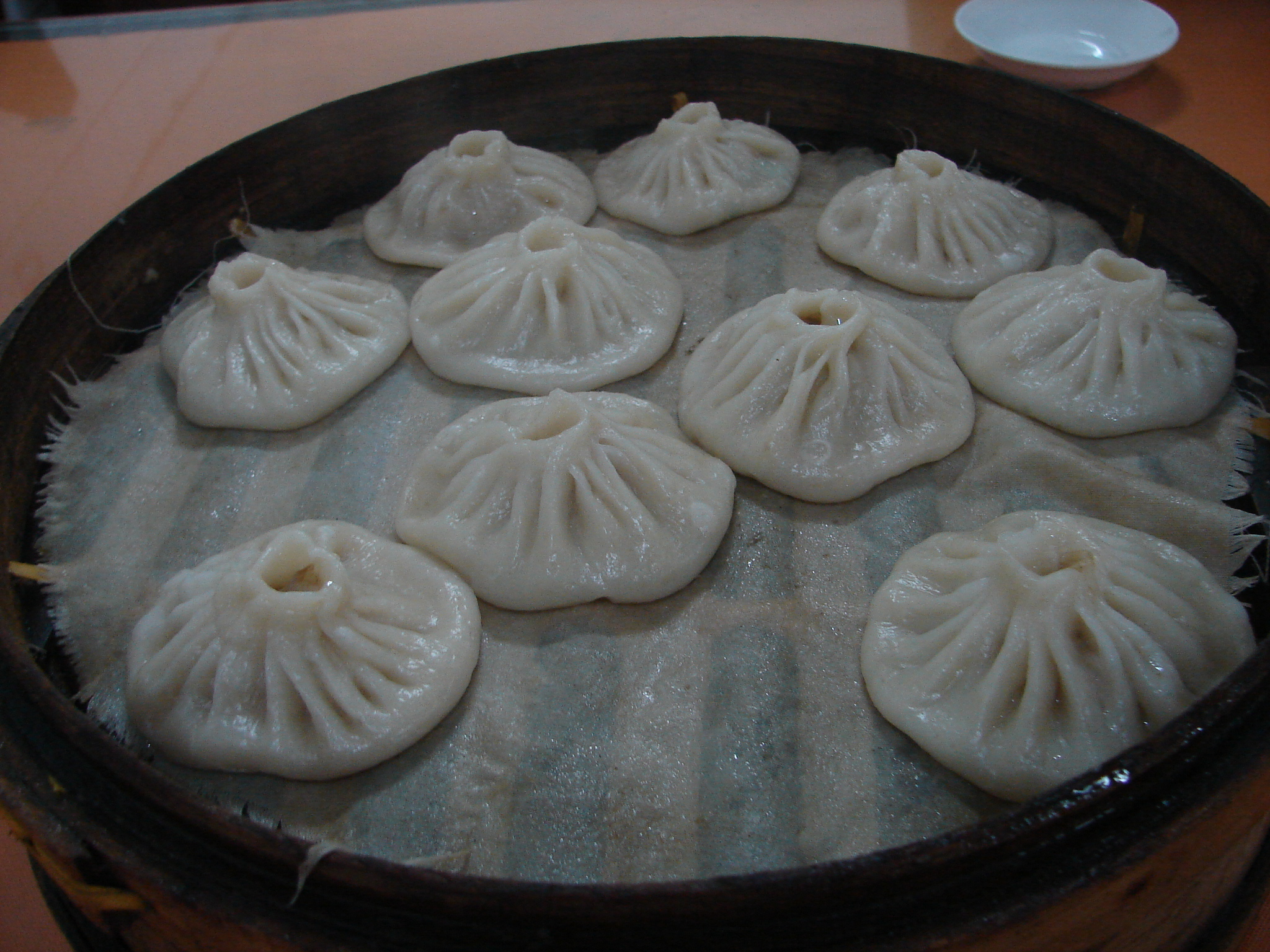 【携程攻略】开封第一楼(寺后街店)餐馆,灌汤包是开封著名的小吃,其中