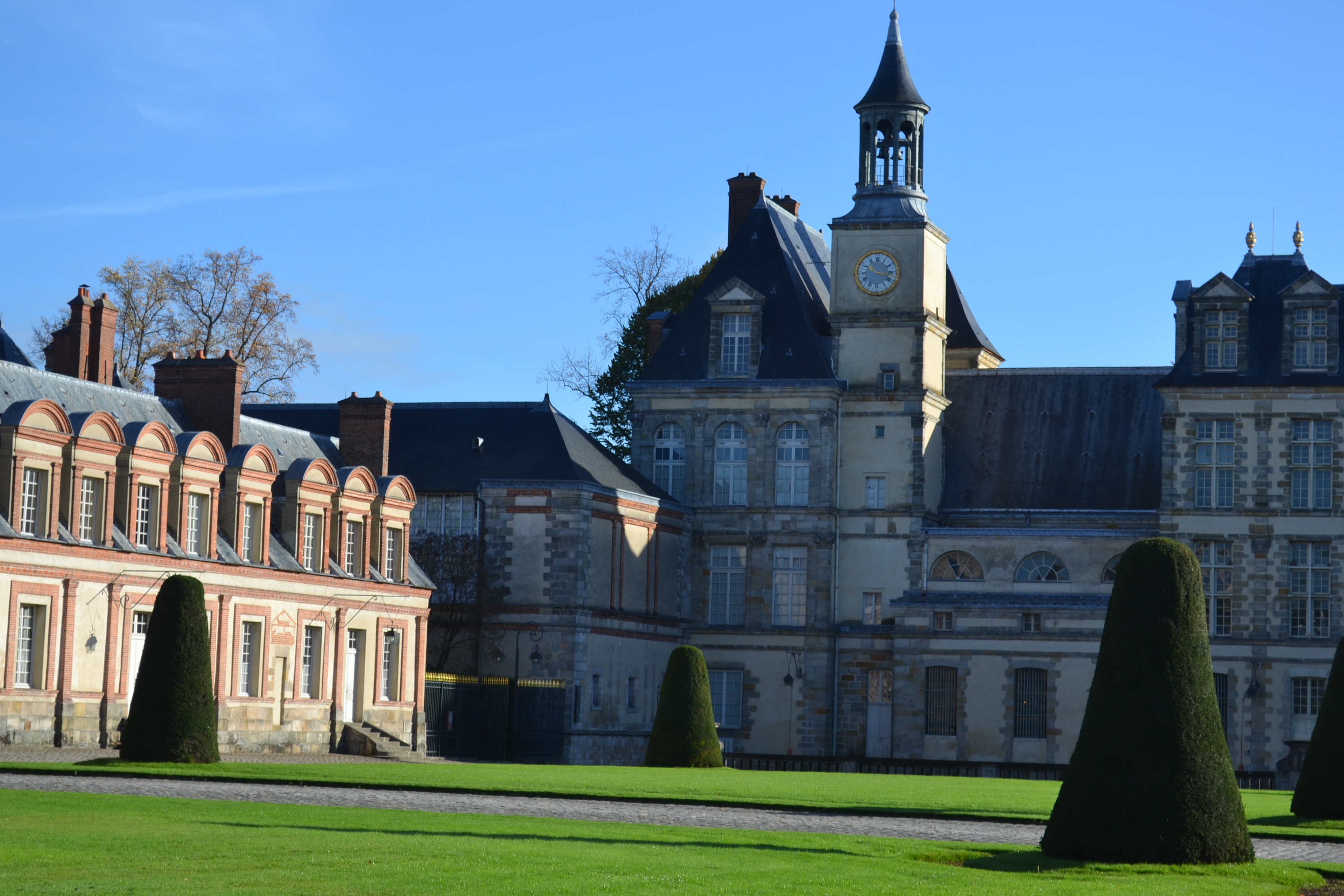 【携程攻略】法兰西岛巴黎枫丹白露宫好玩吗,巴黎枫丹白露宫景点怎麼