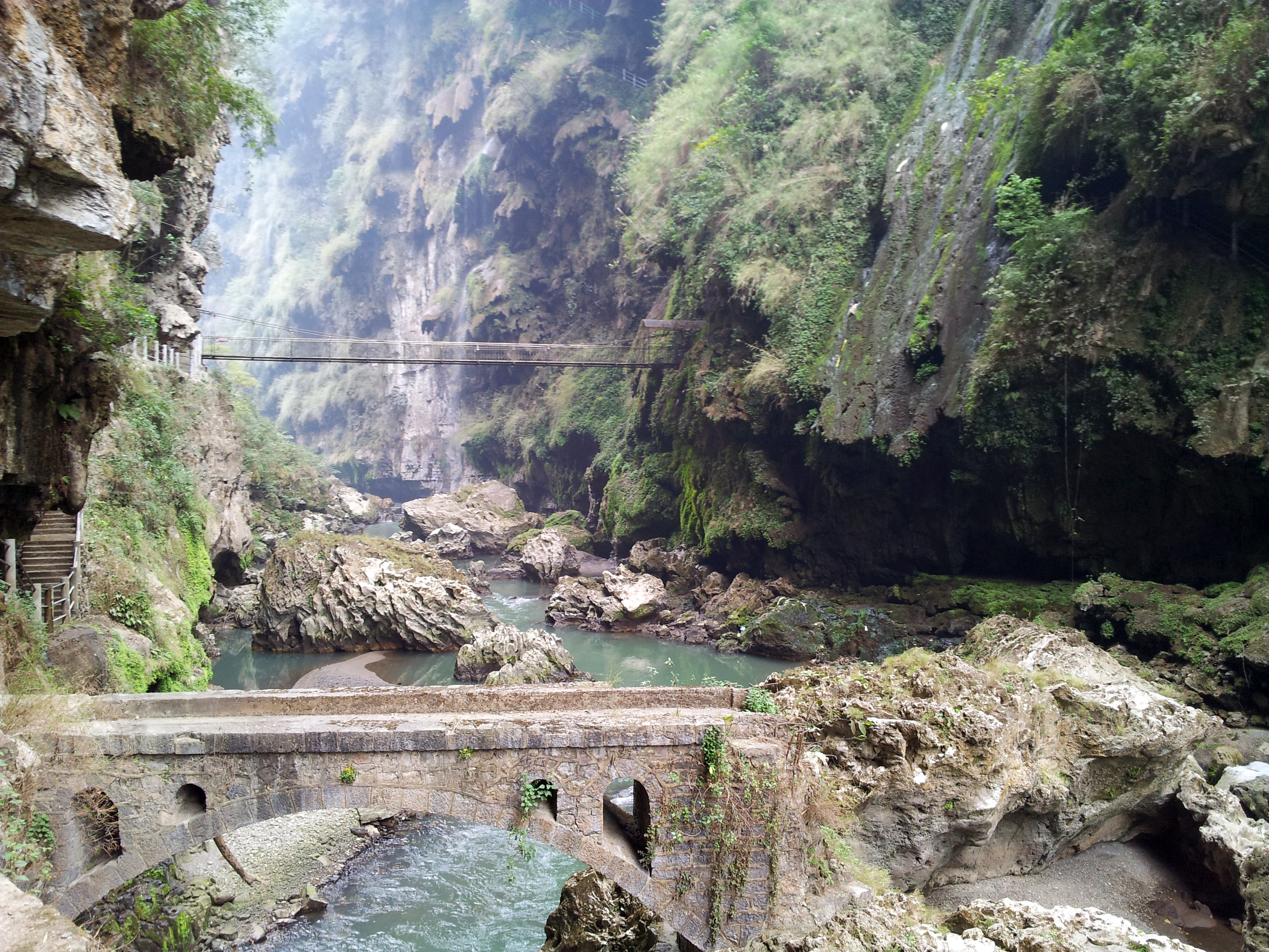 马岭河峡谷惨案照片图片