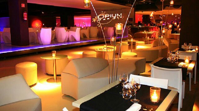 2023opium mar俱乐部美食餐厅,周末节假日午夜过后会看到长.