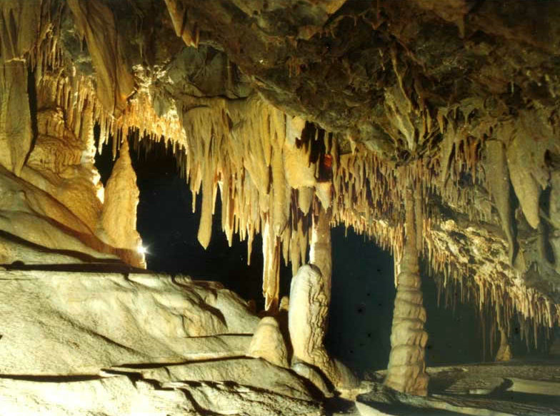 太子山王莽洞景区