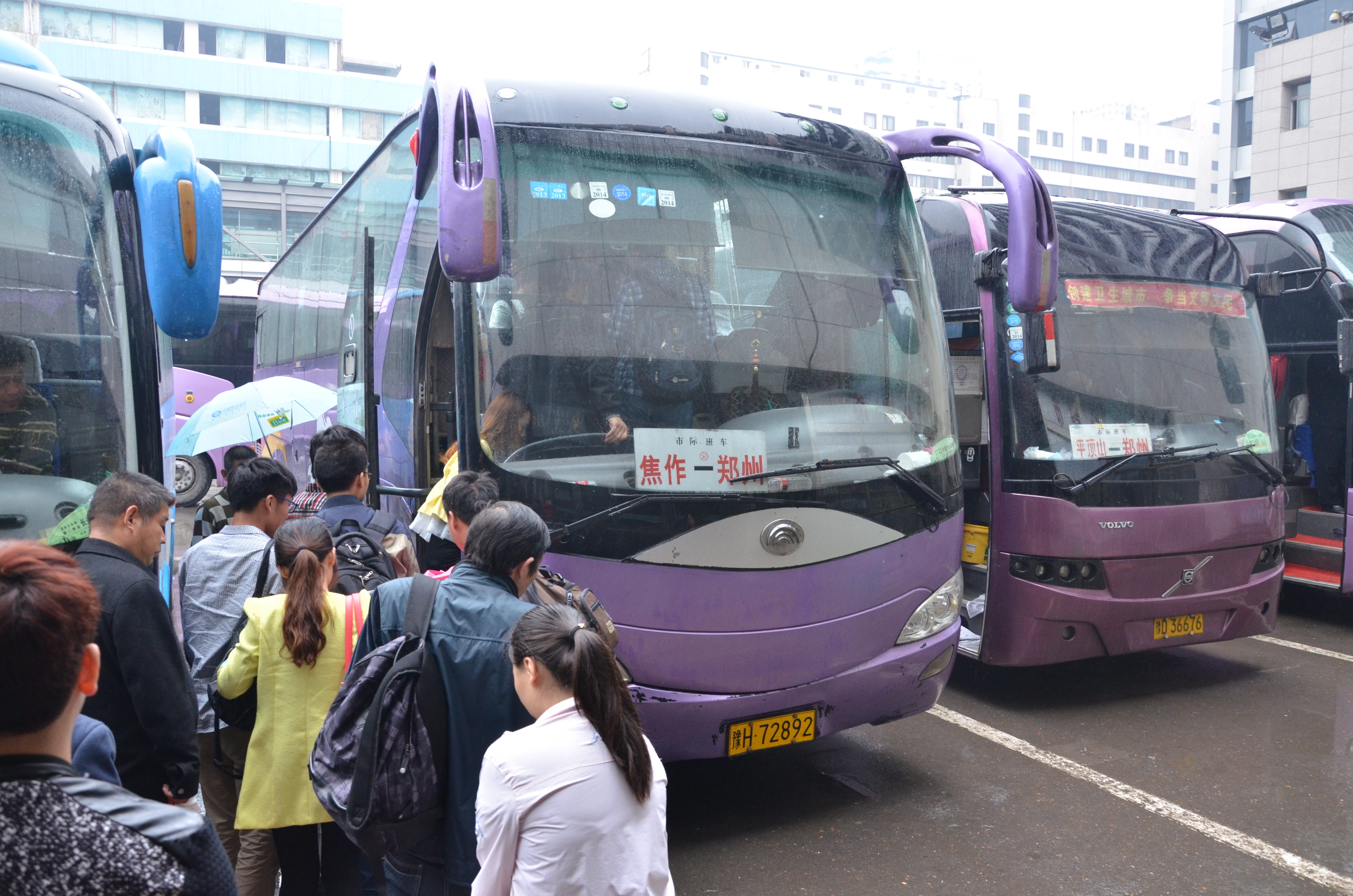 4月24日:火车k282次上海-郑州(20:32分开,次日9:02抵达郑州) 4月25日