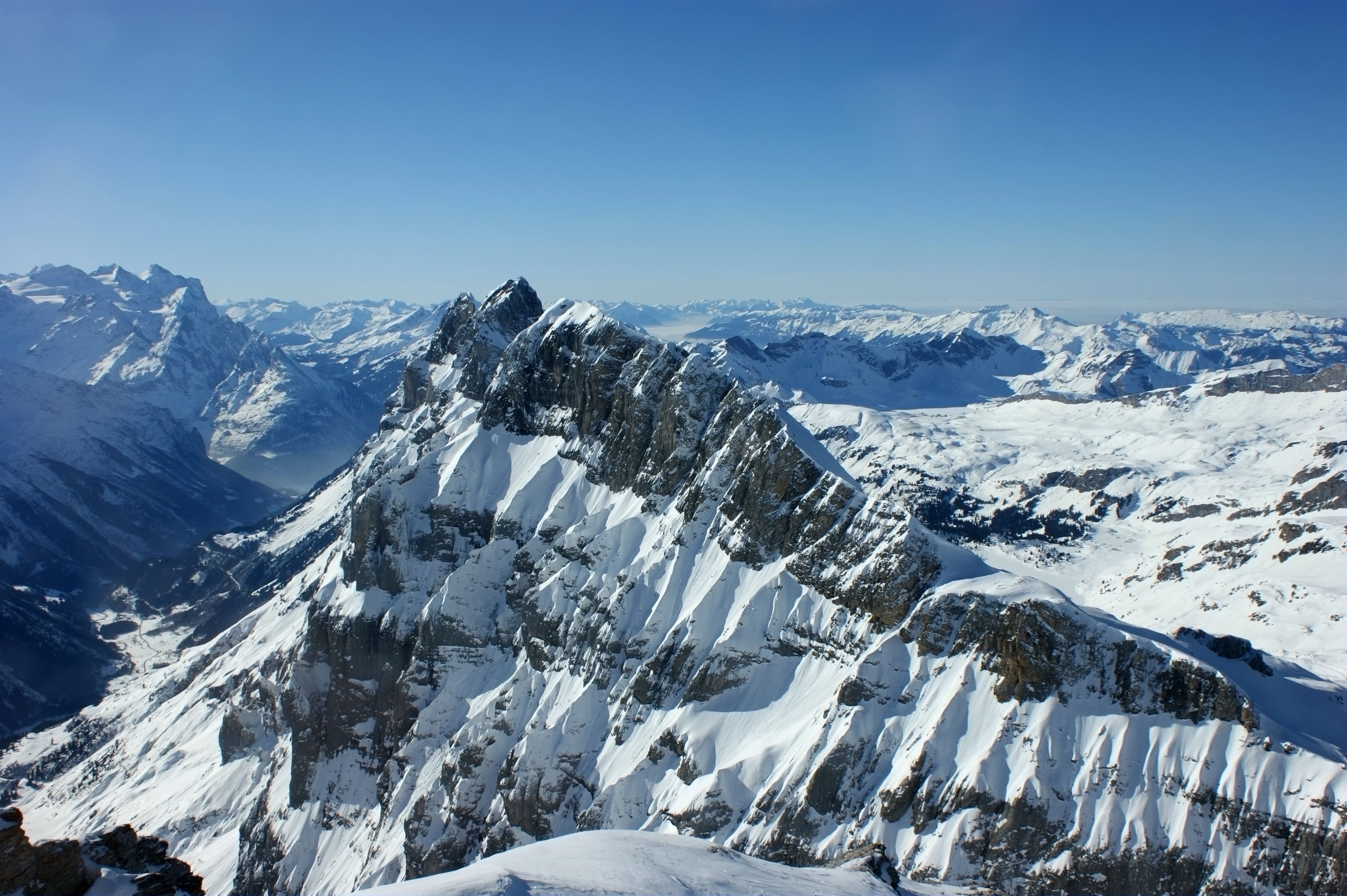 铁力士雪山