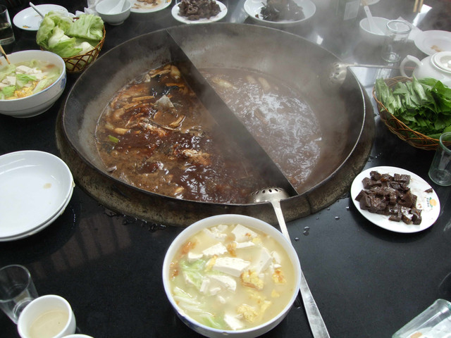 密云水库鱼哪家最好吃 c34519383d5d431f9bee30d505e5c37d_R_640_10000_Q90.jpg