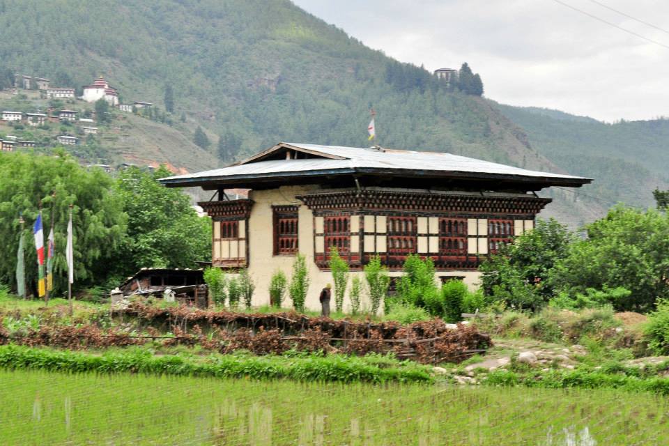 与世无争的幸福国家---不丹