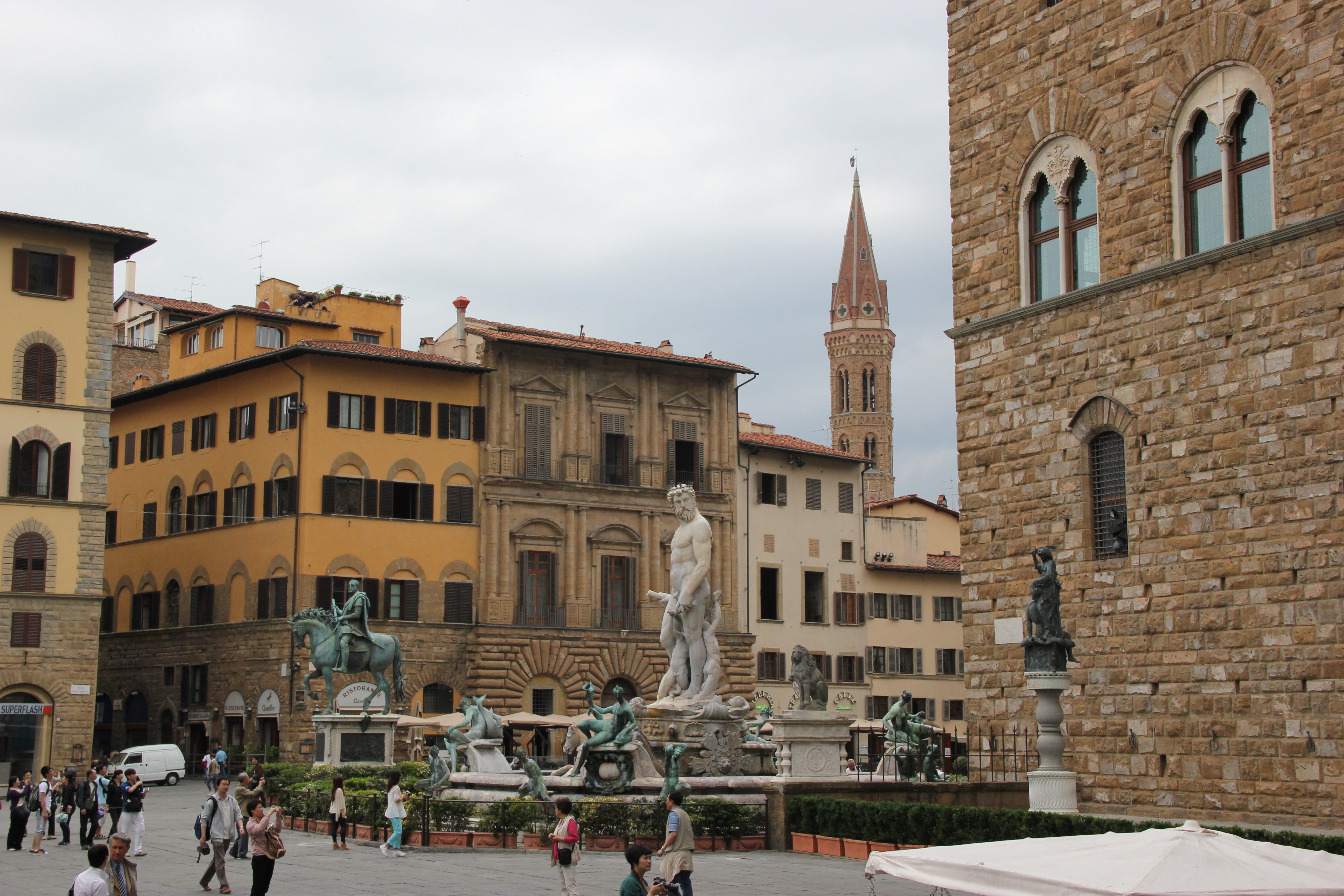 【携程攻略】佛罗伦萨市政厅广场景点,市政广场,一般去意大利总会去