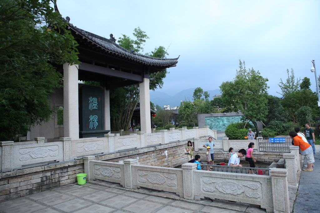 古代日本江户时期茨城海滩上被发现的金属ufo虚舟第三类接触事件 每日头条