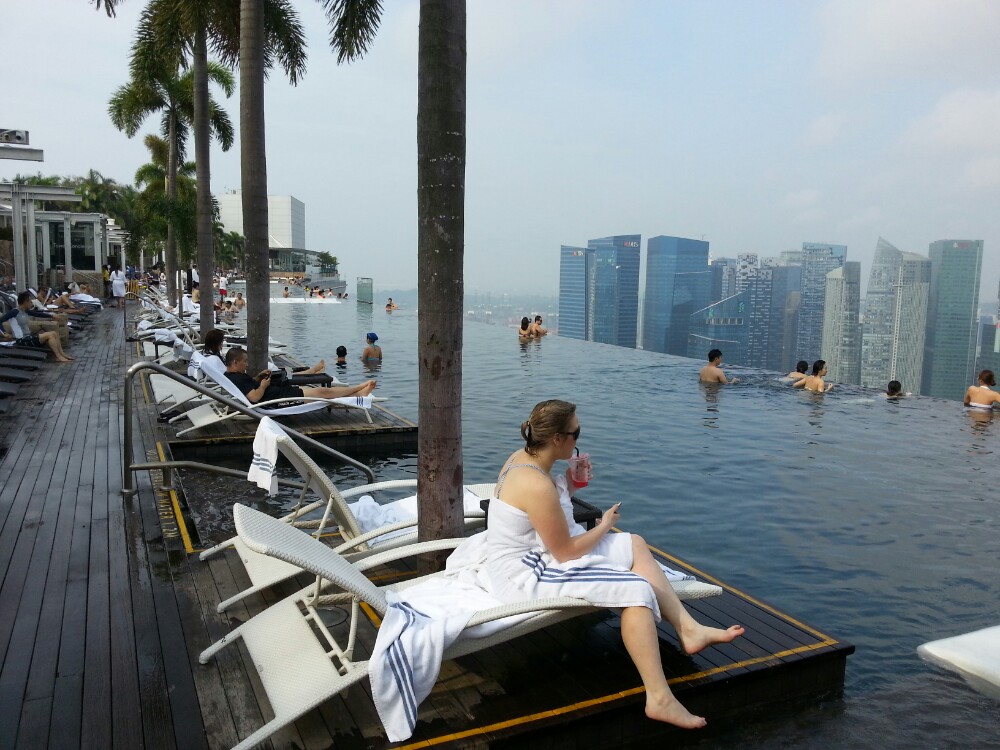 滨海湾金沙酒店无边泳池