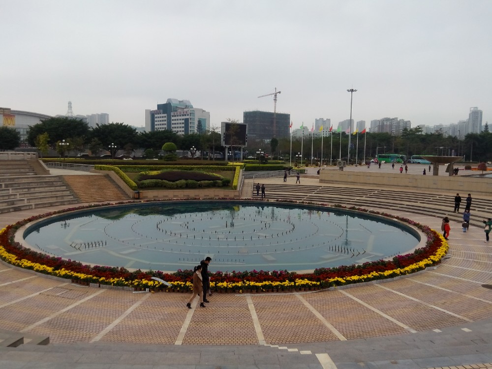 济宁龙城广场图片
