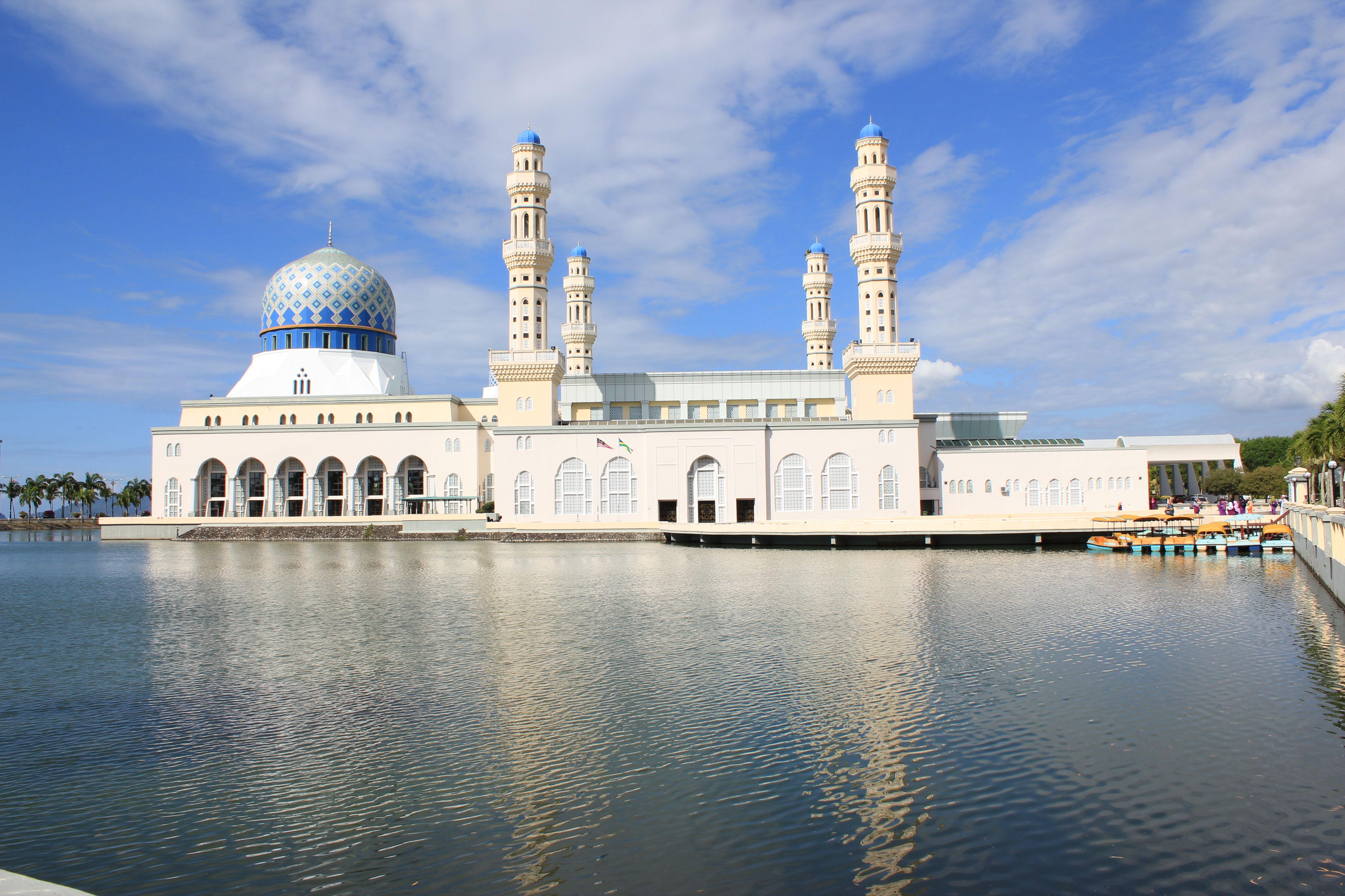 【携程攻略】哥打京那巴鲁水上清真寺适合情侣出游旅游吗,水上清真寺
