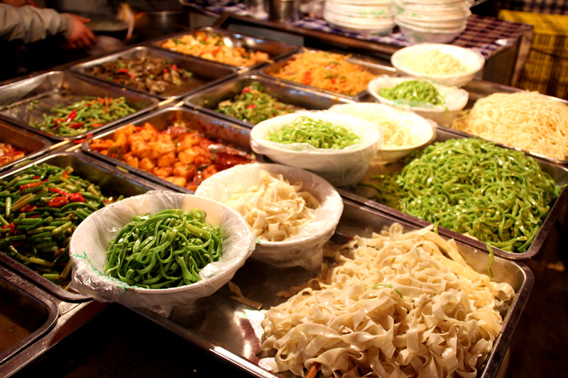 正宁路小吃夜市