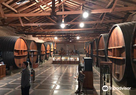 rutini wines 民风民俗 酒庄/酒厂 距景点 100m