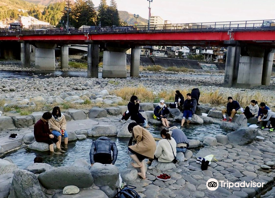 下吕市下呂温泉噴泉池攻略 下吕市下呂温泉噴泉池门票 游玩攻略 地址 图片 门票价格 携程攻略