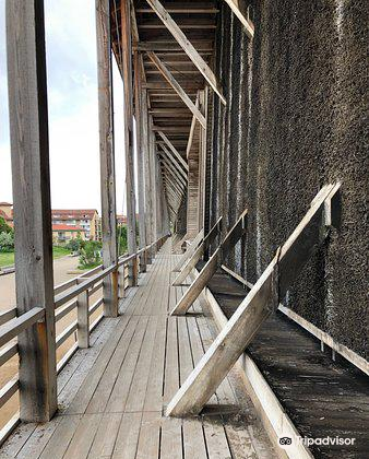 Gradierwerk Bad Durkheim (Saline) travel guidebook –must visit ...