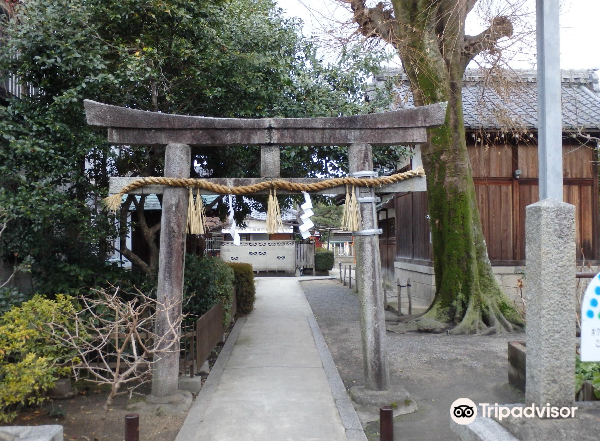 总神社   分 4条点评 寺庙 宗教场所 距景点346m 免费